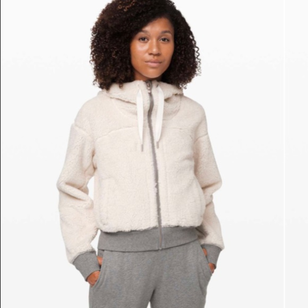Lululemon Short Sweet and Sherpa Jacket